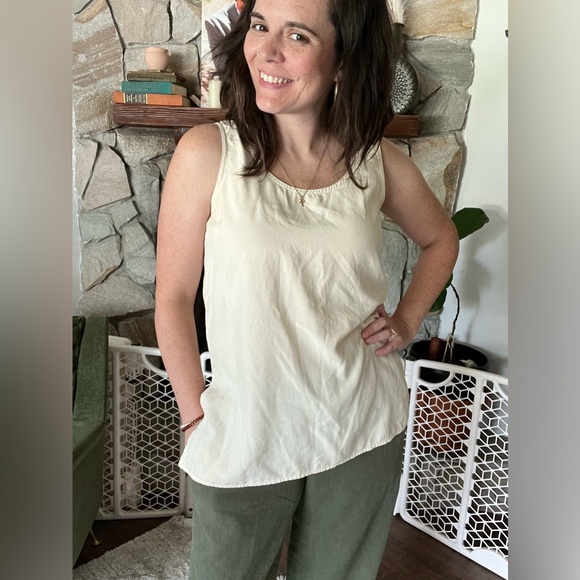 Express Silk 100% silk cream sleeveless blouse - Picture 1 of 3